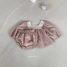 Load image into Gallery viewer, Berry Blouse Bloomer Set - Two Colours
