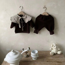 Load image into Gallery viewer, Bear Sherpa Pullover - Chocolate
