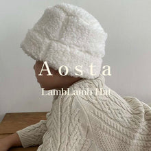 Load image into Gallery viewer, Lamb Lamb Hat - Ivory
